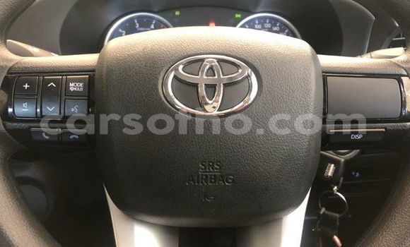 Buy Used Toyota Hilux White Car in Butha Buthe in Butha-Buthe Buy Used Toyota Hilux White Car in Butha Buthe in Butha-Buthe
