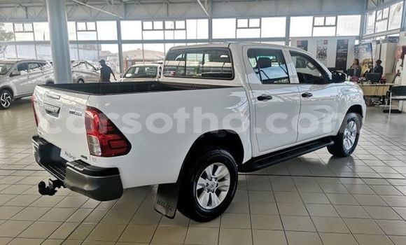 Buy Used Toyota Hilux White Car in Butha Buthe in Butha-Buthe Buy Used Toyota Hilux White Car in Butha Buthe in Butha-Buthe