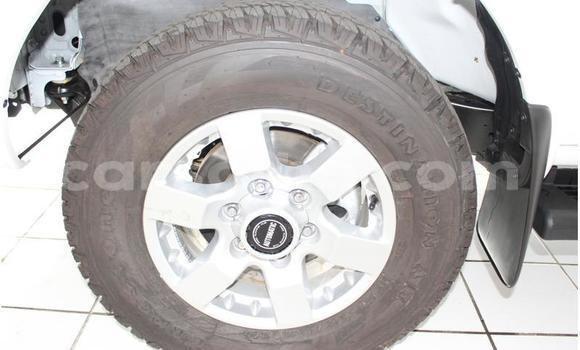 Acheter Occasion Voiture Nissan NP 300 Blanc à Butha–Buthe, Thaba-Tseka Acheter Occasion Voiture Nissan NP 300 Blanc à Butha–Buthe, Thaba-Tseka