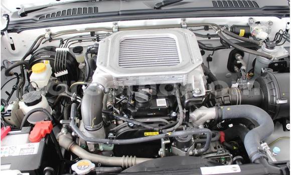 Acheter Occasion Voiture Nissan NP 300 Blanc à Butha–Buthe, Thaba-Tseka Acheter Occasion Voiture Nissan NP 300 Blanc à Butha–Buthe, Thaba-Tseka