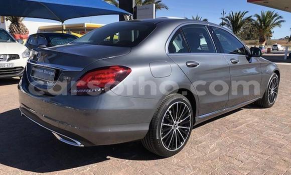 Acheter Occasion Voiture Mercedes-Benz C–Class Blanc à Butha–Buthe, Thaba-Tseka Acheter Occasion Voiture Mercedes-Benz C–Class Blanc à Butha–Buthe, Thaba-Tseka