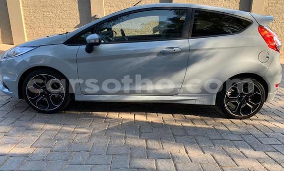 Sayi Na hannu Ford Fiesta ST Silver Mota in Mafeteng a Mafeteng Sayi Na hannu Ford Fiesta ST Silver Mota in Mafeteng a Mafeteng