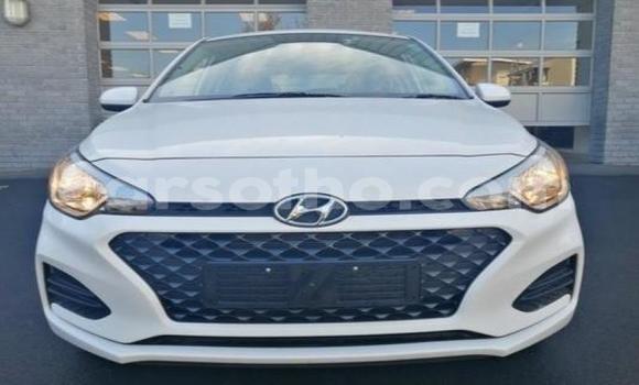 Buy Used Hyundai i20 White Car in Maseru in Maseru Buy Used Hyundai i20 White Car in Maseru in Maseru