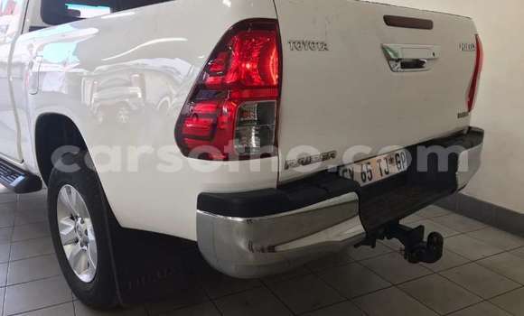 Buy Used Toyota Hilux White Car in Maseru in Maseru Buy Used Toyota Hilux White Car in Maseru in Maseru