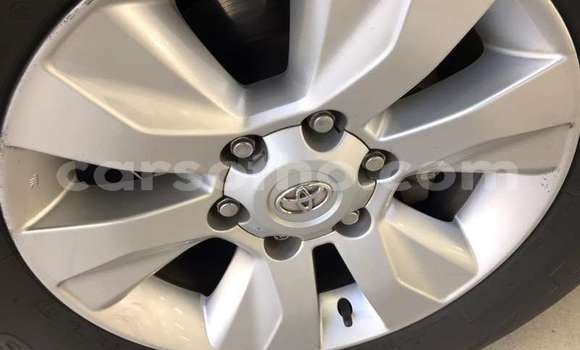 Buy Used Toyota Hilux White Car in Maseru in Maseru Buy Used Toyota Hilux White Car in Maseru in Maseru