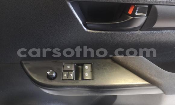 Acheter Occasion Voiture Toyota Hilux Blanc à Import - Dubai, Maseru Acheter Occasion Voiture Toyota Hilux Blanc à Import - Dubai, Maseru