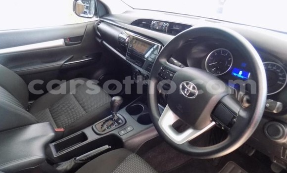 Buy Used Toyota Hilux Green Car in Maseru in Maseru Buy Used Toyota Hilux Green Car in Maseru in Maseru