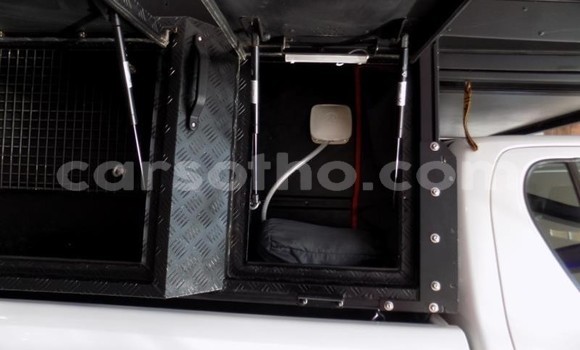 Buy Used Toyota Hilux Green Car in Maseru in Maseru Buy Used Toyota Hilux Green Car in Maseru in Maseru