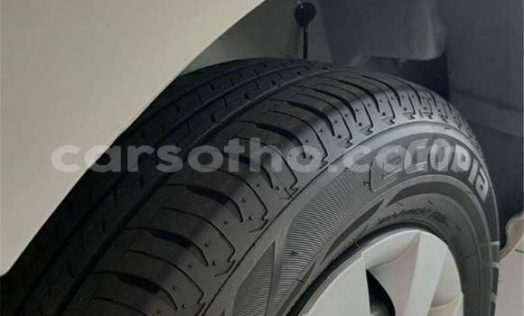 Buy Used Toyota Avanza White Car in Maseru in Maseru Buy Used Toyota Avanza White Car in Maseru in Maseru