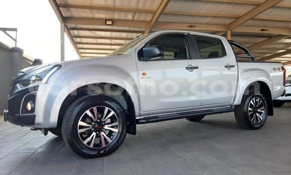 Acheter Occasion Voiture Isuzu KB Gris à Maseru, Maseru Acheter Occasion Voiture Isuzu KB Gris à Maseru, Maseru