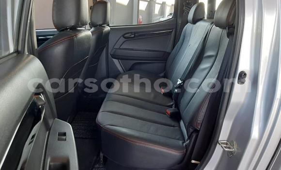 Acheter Occasion Voiture Isuzu KB Gris à Maseru, Maseru Acheter Occasion Voiture Isuzu KB Gris à Maseru, Maseru