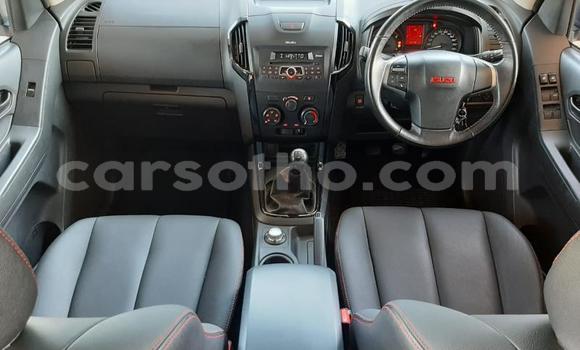 Acheter Occasion Voiture Isuzu KB Gris à Maseru, Maseru Acheter Occasion Voiture Isuzu KB Gris à Maseru, Maseru