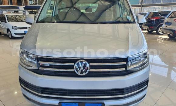 Buy Used Volkswagen Caravelle Silver Car in Maseru in Maseru Buy Used Volkswagen Caravelle Silver Car in Maseru in Maseru