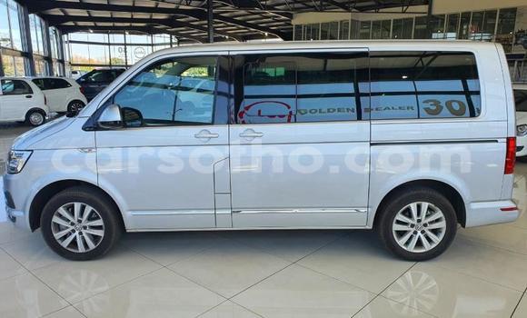 Buy Used Volkswagen Caravelle Silver Car in Maseru in Maseru Buy Used Volkswagen Caravelle Silver Car in Maseru in Maseru