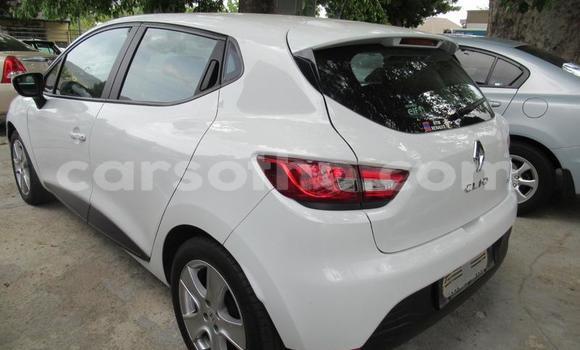 Buy Used Renault Clio White Car in Maseru in Maseru Buy Used Renault Clio White Car in Maseru in Maseru