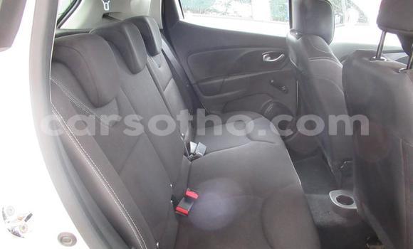Buy Used Renault Clio White Car in Maseru in Maseru Buy Used Renault Clio White Car in Maseru in Maseru