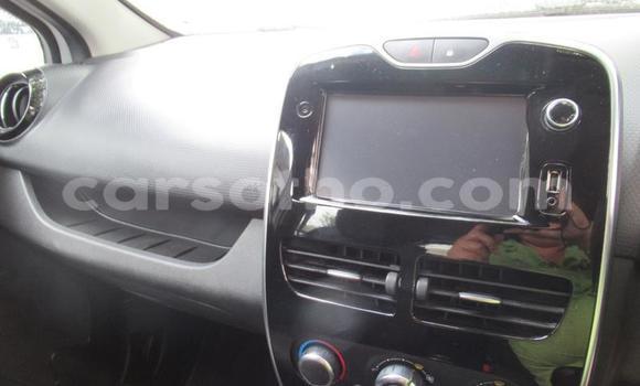 Buy Used Renault Clio White Car in Maseru in Maseru Buy Used Renault Clio White Car in Maseru in Maseru