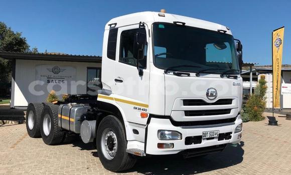 Acheter Occasion Voiture Nissan Urvan Blanc à Maseru, Maseru Acheter Occasion Voiture Nissan Urvan Blanc à Maseru, Maseru