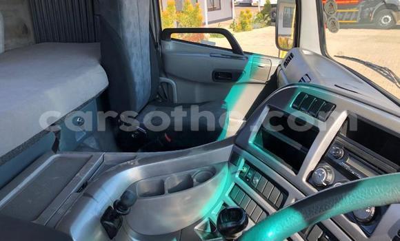 Acheter Occasion Voiture Nissan Urvan Blanc à Maseru, Maseru Acheter Occasion Voiture Nissan Urvan Blanc à Maseru, Maseru