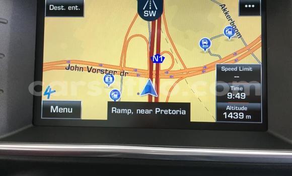 اشتري مستعمل Land Rover Range Rover Red سيارة في Maseru في Maseru اشتري مستعمل Land Rover Range Rover Red سيارة في Maseru في Maseru