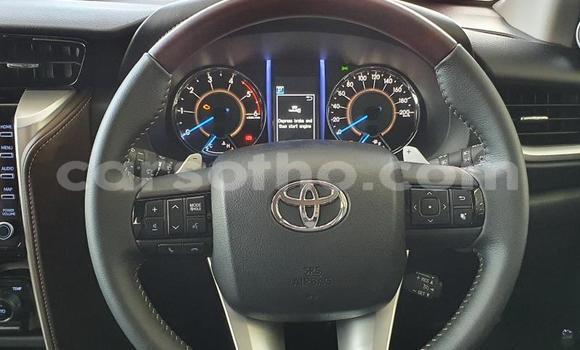 Acheter Occasion Voiture Toyota Hilux Blanc à Maseru, Maseru Acheter Occasion Voiture Toyota Hilux Blanc à Maseru, Maseru