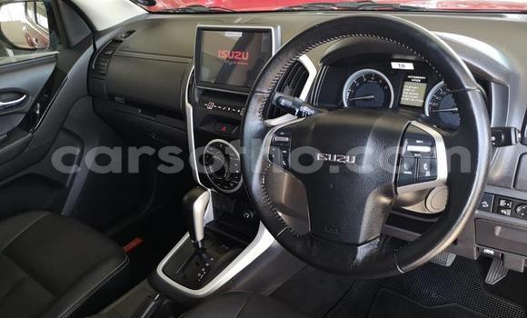 Acheter Occasion Voiture Isuzu D–MAX Rouge à Maseru, Maseru Acheter Occasion Voiture Isuzu D–MAX Rouge à Maseru, Maseru
