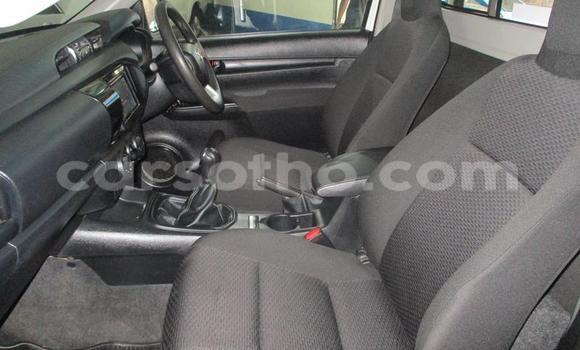 Acheter Occasion Voiture Toyota Hilux Vert à Maseru, Maseru Acheter Occasion Voiture Toyota Hilux Vert à Maseru, Maseru