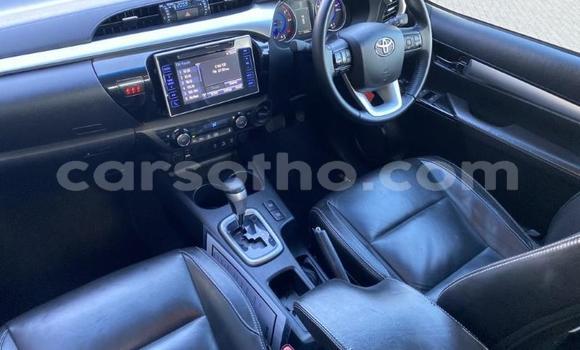 Buy Used Toyota Hilux Silver Car in Maseru in Maseru Buy Used Toyota Hilux Silver Car in Maseru in Maseru