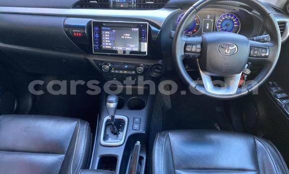 Buy Used Toyota Hilux Silver Car in Maseru in Maseru Buy Used Toyota Hilux Silver Car in Maseru in Maseru