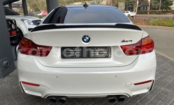 Acheter Occasion Voiture BMW M4 Blanc à Maseru, Maseru Acheter Occasion Voiture BMW M4 Blanc à Maseru, Maseru