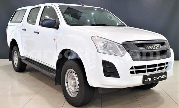 Acheter Occasion Voiture Isuzu KB Blanc à Maseru, Maseru Acheter Occasion Voiture Isuzu KB Blanc à Maseru, Maseru