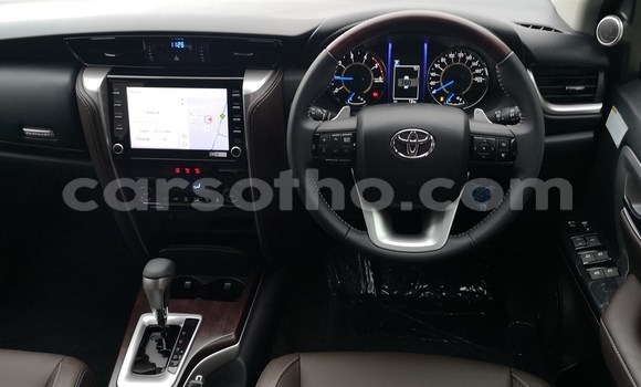 Buy Used Toyota Fortuner White Car in Maseru in Maseru Buy Used Toyota Fortuner White Car in Maseru in Maseru