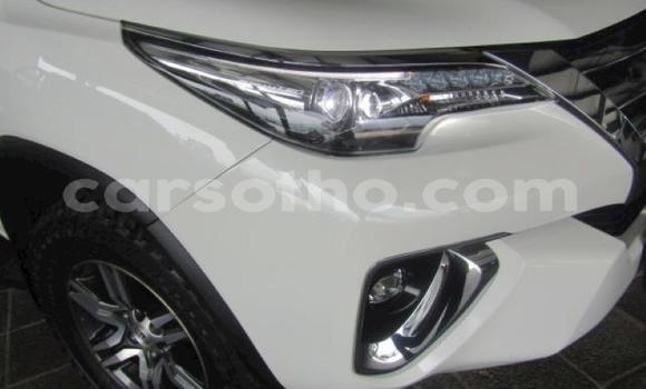 اشتري مستعمل Toyota Fortuner Green سيارة في Maseru في Maseru اشتري مستعمل Toyota Fortuner Green سيارة في Maseru في Maseru