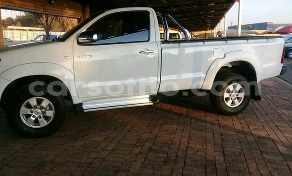 Acheter Occasion Voiture Toyota Hilux Blanc à Mafeteng, Mafeteng Acheter Occasion Voiture Toyota Hilux Blanc à Mafeteng, Mafeteng