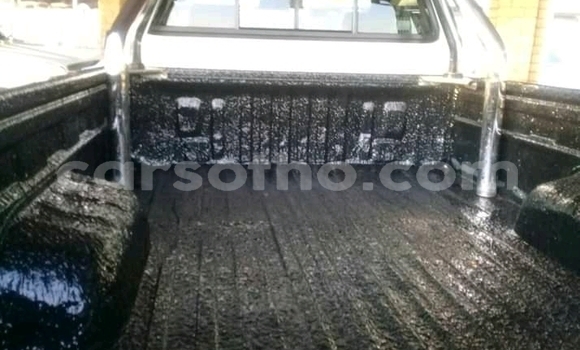 Acheter Occasion Voiture Toyota Hilux Blanc à Mafeteng, Mafeteng Acheter Occasion Voiture Toyota Hilux Blanc à Mafeteng, Mafeteng