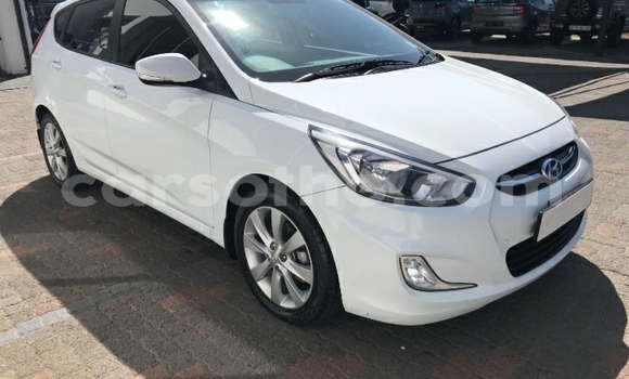 Acheter Occasion Voiture Hyundai Accent Blanc à Mokhotlong, Berea Acheter Occasion Voiture Hyundai Accent Blanc à Mokhotlong, Berea