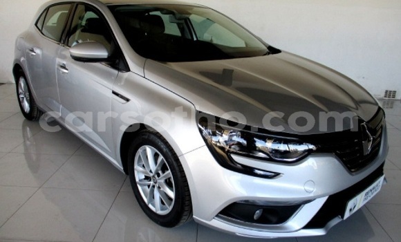 Acheter Occasion Voiture Renault 19 Gris à Mokhotlong, Berea Acheter Occasion Voiture Renault 19 Gris à Mokhotlong, Berea