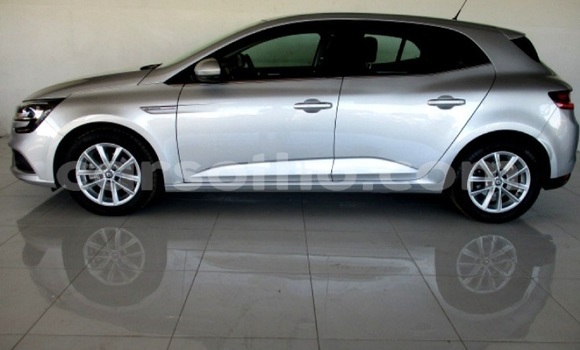 Acheter Occasion Voiture Renault 19 Gris à Mokhotlong, Berea Acheter Occasion Voiture Renault 19 Gris à Mokhotlong, Berea