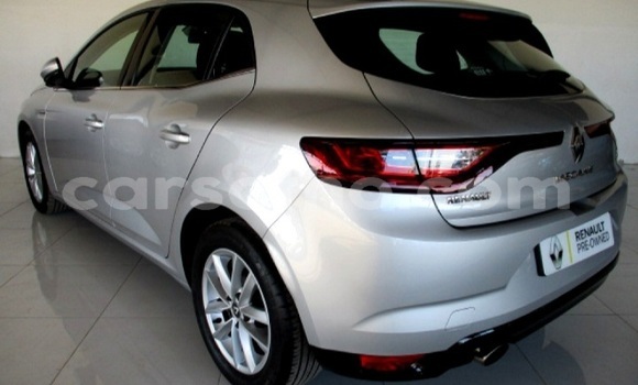 Acheter Occasion Voiture Renault 19 Gris à Mokhotlong, Berea Acheter Occasion Voiture Renault 19 Gris à Mokhotlong, Berea