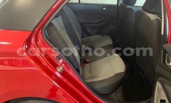 Acheter Occasion Voiture Hyundai i20 Rouge à Maputsoe, Leribe Acheter Occasion Voiture Hyundai i20 Rouge à Maputsoe, Leribe