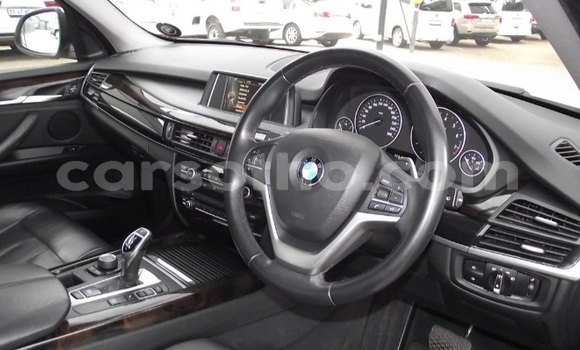 Acheter Occasion Voiture BMW X5 Blanc à Maputsoe, Leribe Acheter Occasion Voiture BMW X5 Blanc à Maputsoe, Leribe