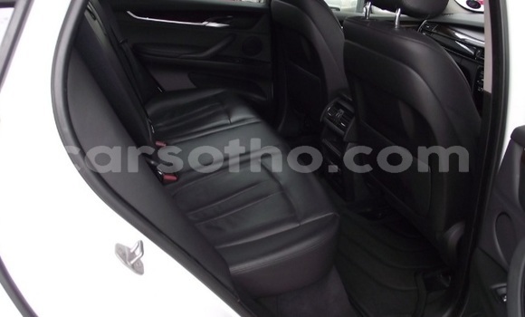 Acheter Occasion Voiture BMW X5 Blanc à Maputsoe, Leribe Acheter Occasion Voiture BMW X5 Blanc à Maputsoe, Leribe