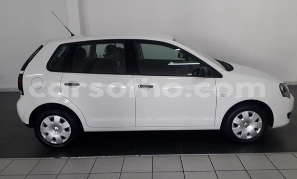 Acheter Occasion Voiture Volkswagen Polo Blanc à Maseru, Maseru Acheter Occasion Voiture Volkswagen Polo Blanc à Maseru, Maseru
