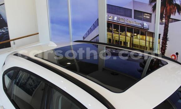 Sayi Na hannu BMW 2er Active Tourer White Mota in Import - Dubai a Maseru Sayi Na hannu BMW 2er Active Tourer White Mota in Import - Dubai a Maseru