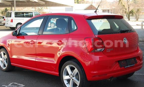 Sayi Na hannu Volkswagen Polo Red Mota in Import - Dubai a Maseru Sayi Na hannu Volkswagen Polo Red Mota in Import - Dubai a Maseru
