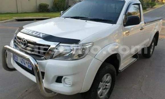 Acheter Occasion Voiture Toyota Hilux Blanc à Maseru, Maseru Acheter Occasion Voiture Toyota Hilux Blanc à Maseru, Maseru