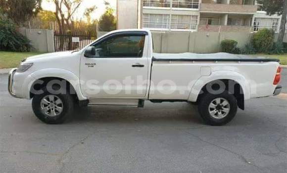 Acheter Occasion Voiture Toyota Hilux Blanc à Maseru, Maseru Acheter Occasion Voiture Toyota Hilux Blanc à Maseru, Maseru