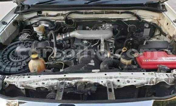 Acheter Occasion Voiture Toyota Hilux Blanc à Maseru, Maseru Acheter Occasion Voiture Toyota Hilux Blanc à Maseru, Maseru