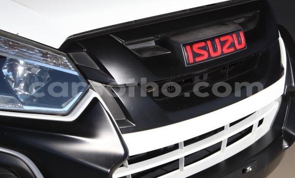 Acheter Occasion Voiture Isuzu KB Blanc à Maseru, Maseru Acheter Occasion Voiture Isuzu KB Blanc à Maseru, Maseru