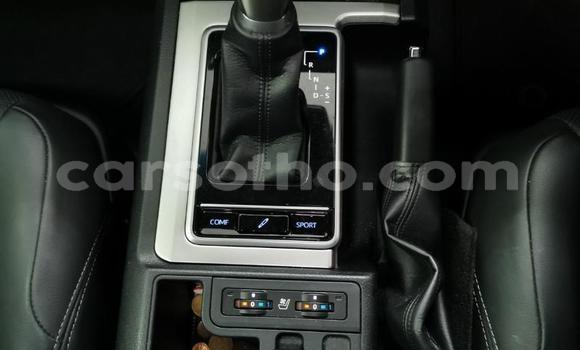 Sayi Na hannu Toyota Land Cruiser Prado White Mota in Import - Dubai a Maseru Sayi Na hannu Toyota Land Cruiser Prado White Mota in Import - Dubai a Maseru